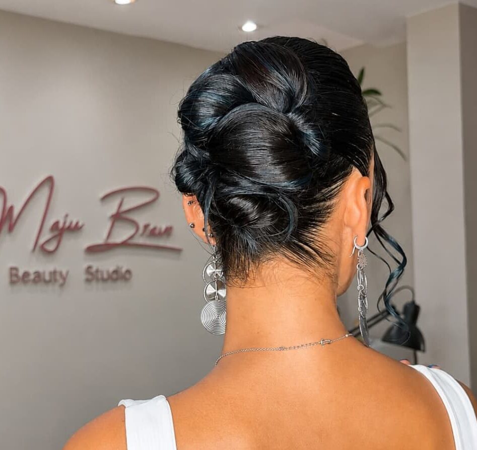 Maquillaje y Peinado recogido